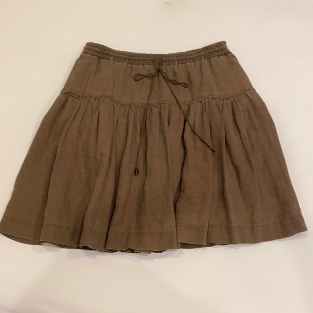 Vintage linen boho skirt with side pockets!